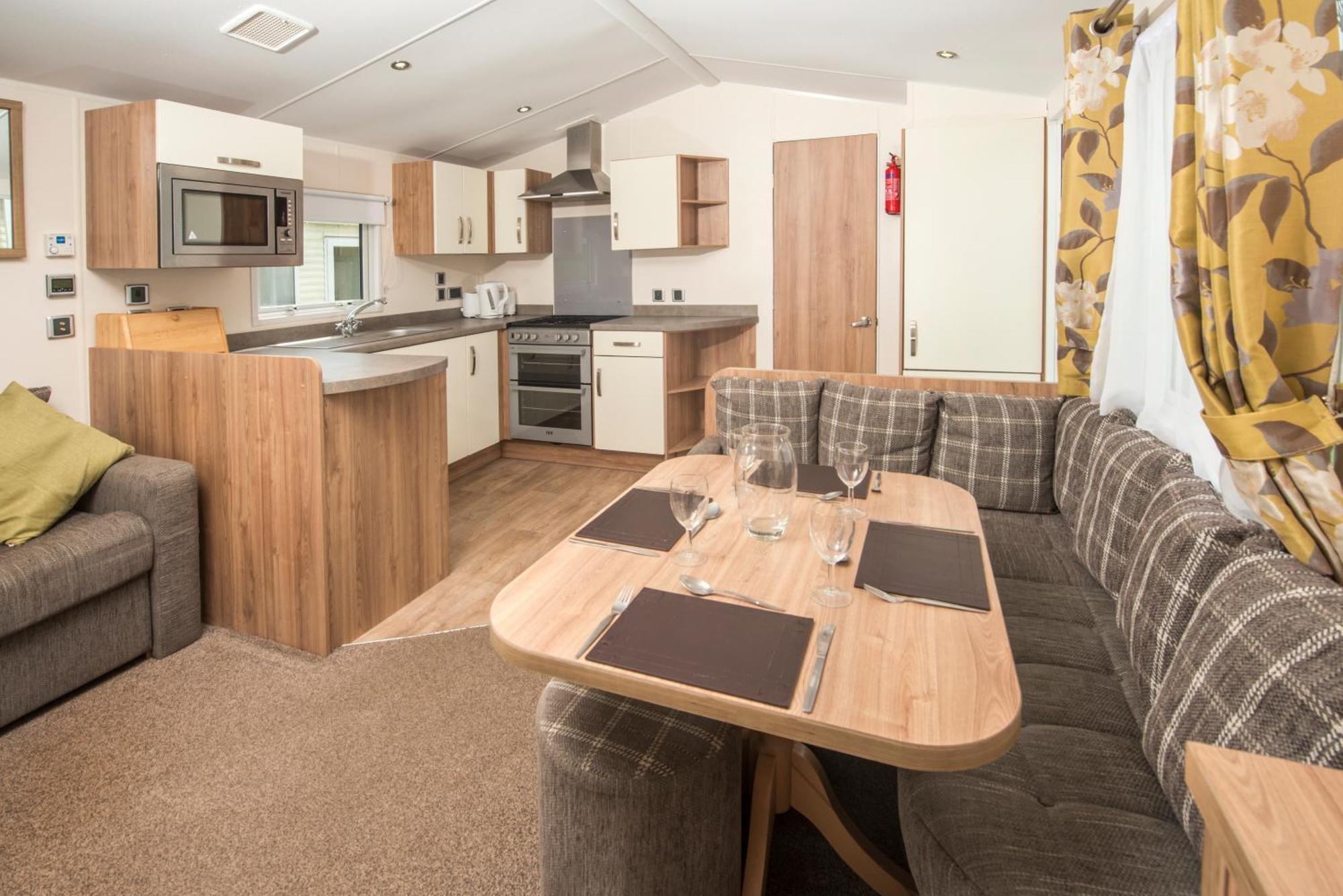 Cardigan Bay Holiday Park Buitenkant foto