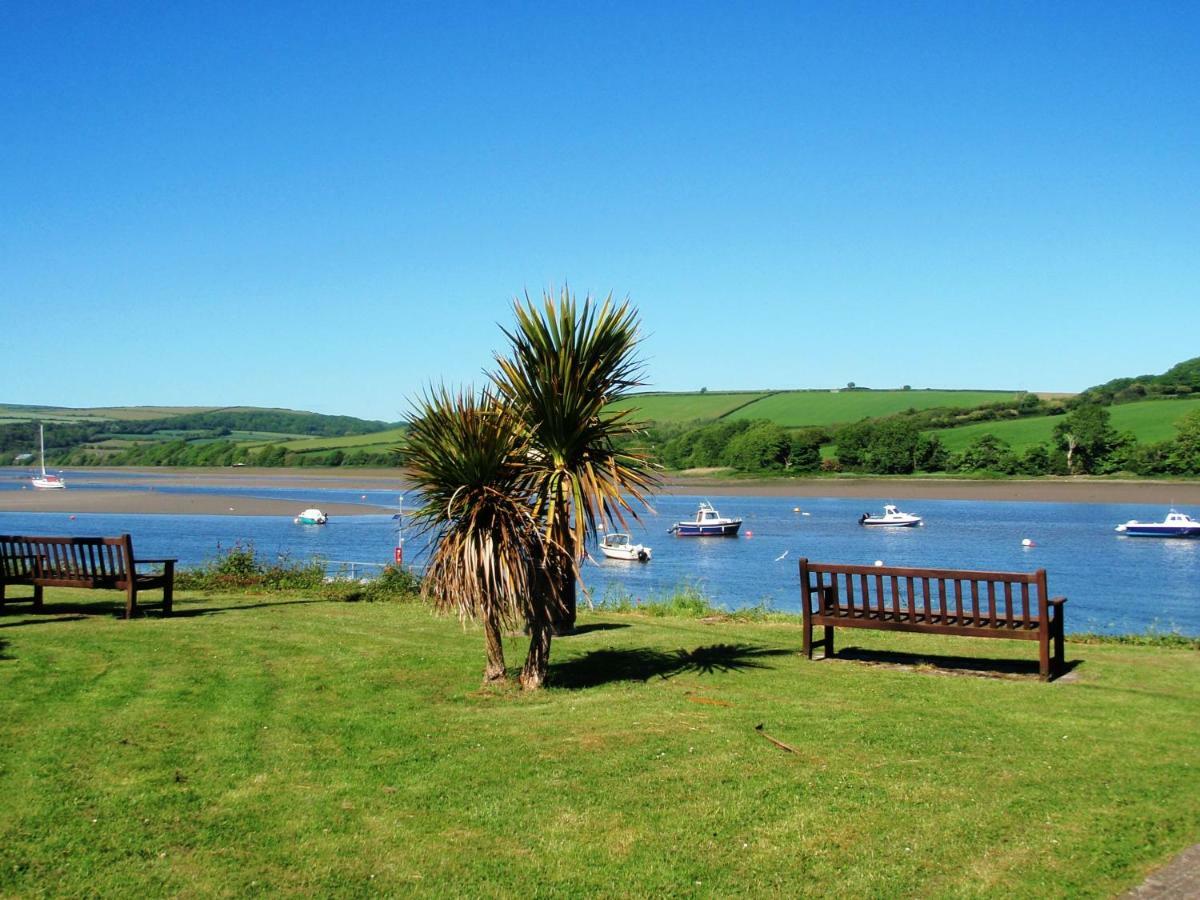 Cardigan Bay Holiday Park Buitenkant foto