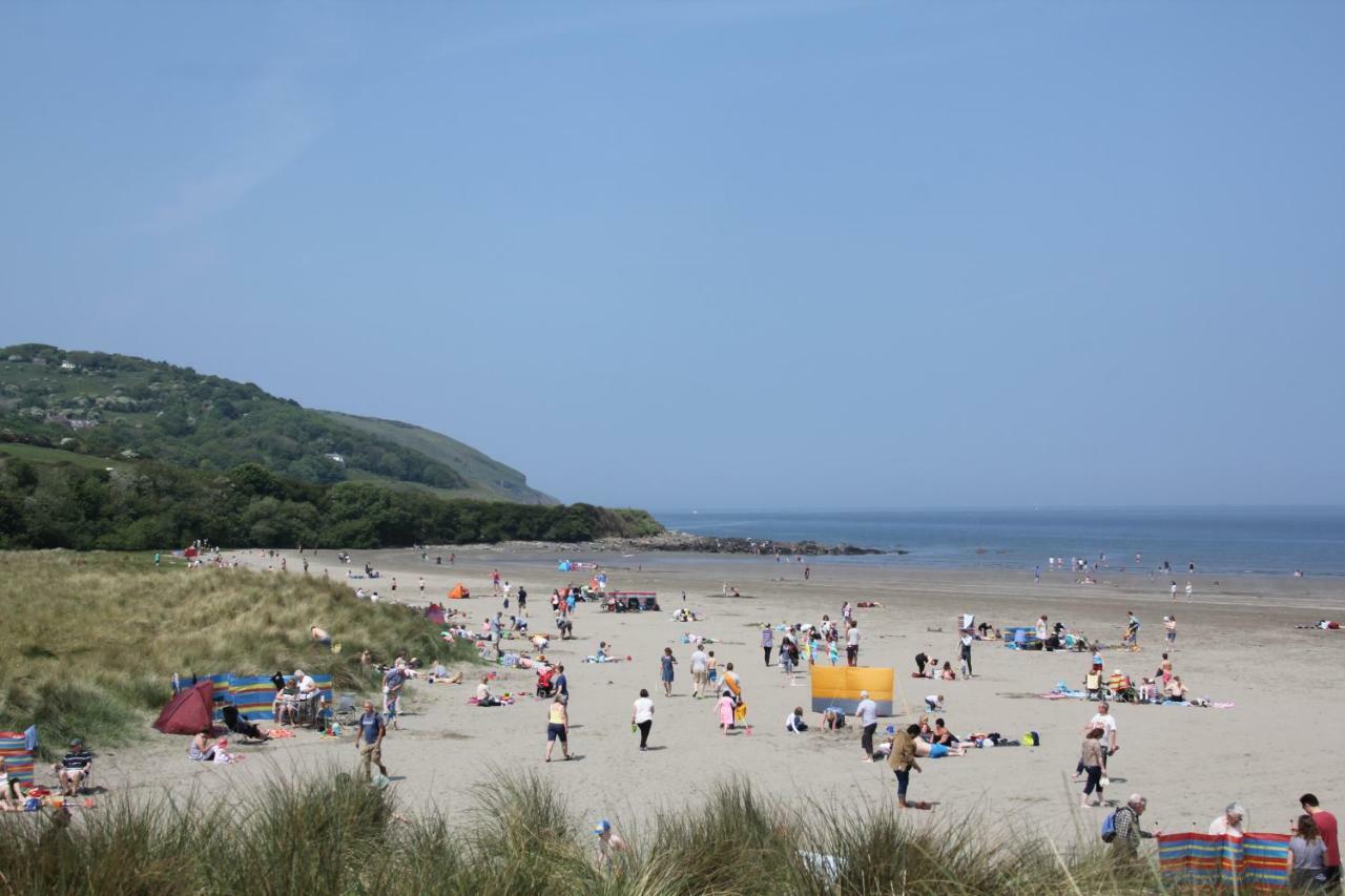 Cardigan Bay Holiday Park Buitenkant foto