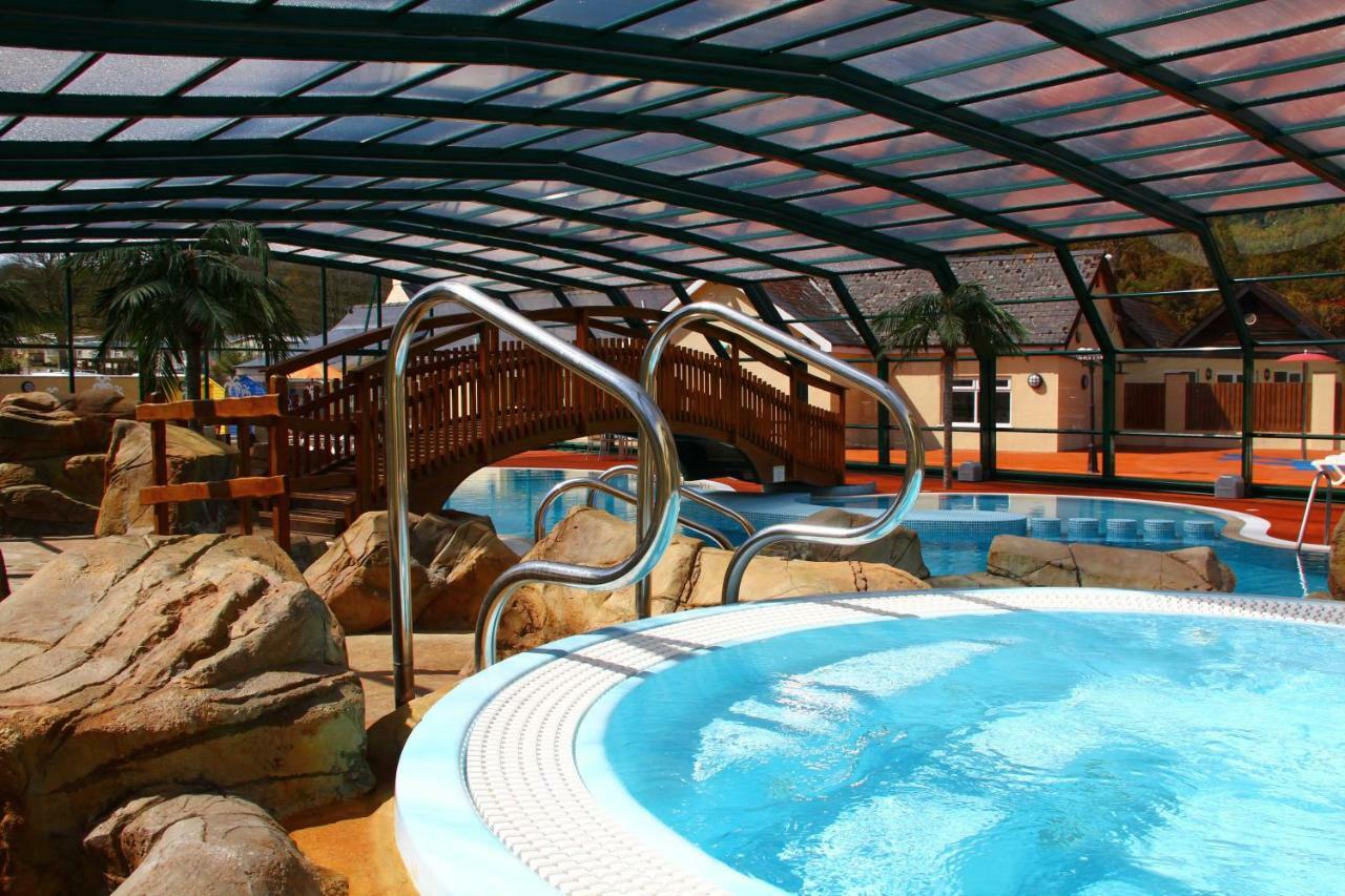 Cardigan Bay Holiday Park Buitenkant foto